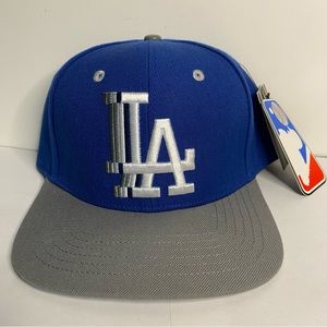 NWT LA Dodgers Hat SnapBack
